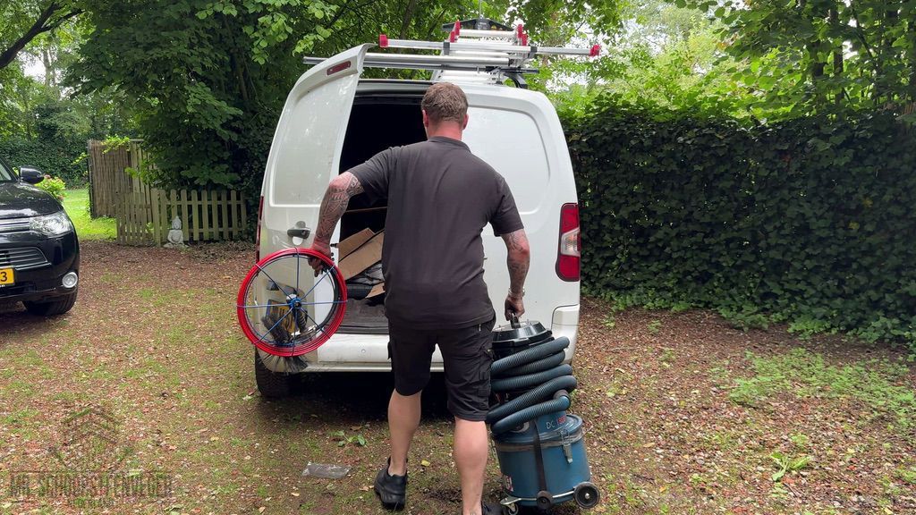 Schoorsteen onderhoud Bussum ladder bus Schoorsteen onderhoud Bussum ladder bus